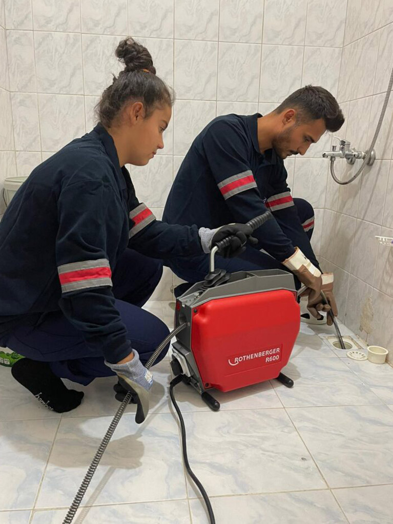 Balkon Tıkanık Açma