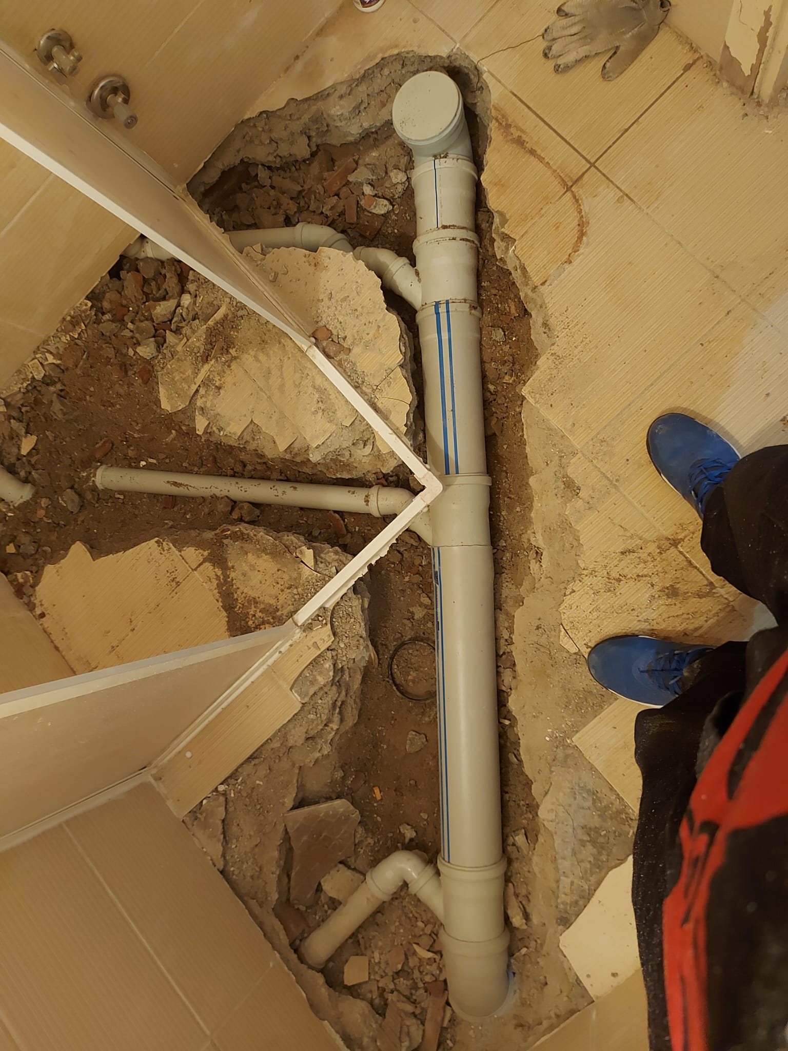 Bina Ana Gider Tıkanıklığı Alt Katları Tehdit Eder