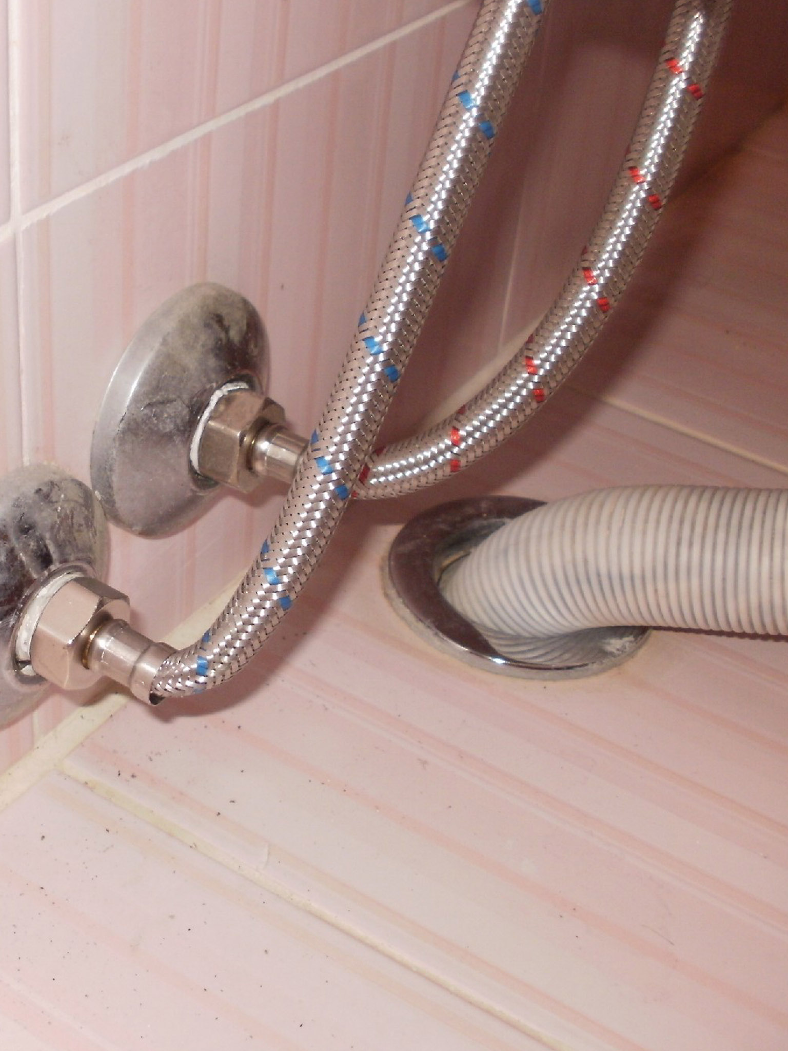 Mutfak Gideri Tıkanıklığına Karşı Robotlu Müdahale Şart